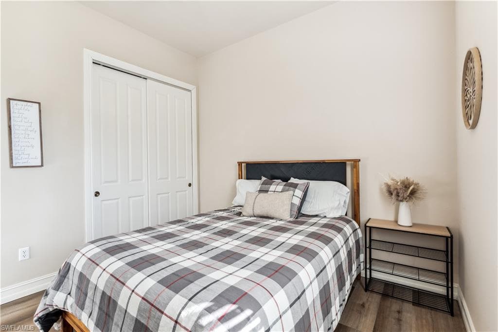 7821 Ashton Rd, Naples, FL 34113-26