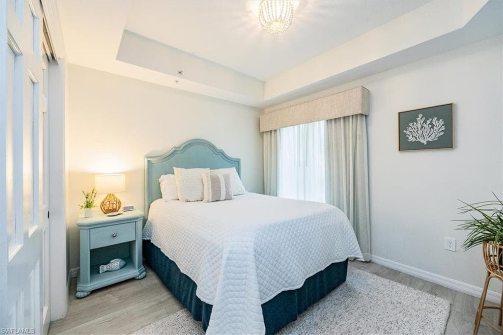 221 9th St S 130, Naples, FL 34102-16