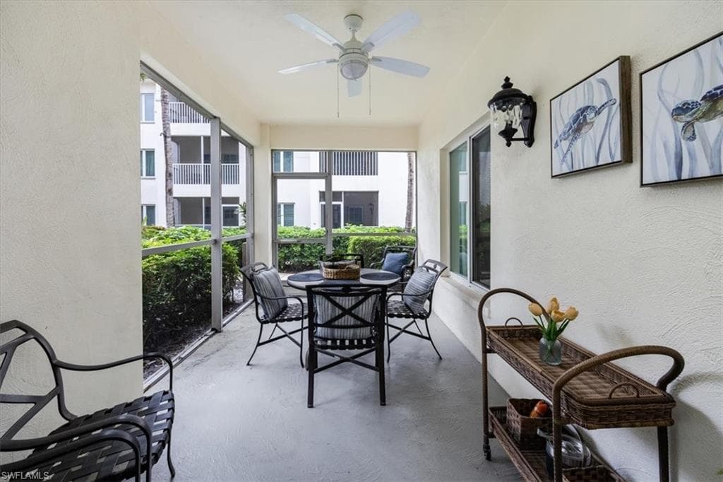 221 9th St S 130, Naples, FL 34102-19