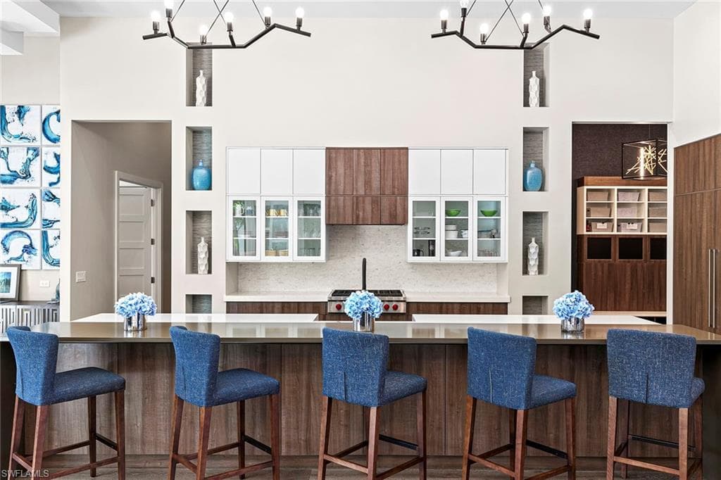 607 Myrtle Rd, Naples, FL 34108-11
