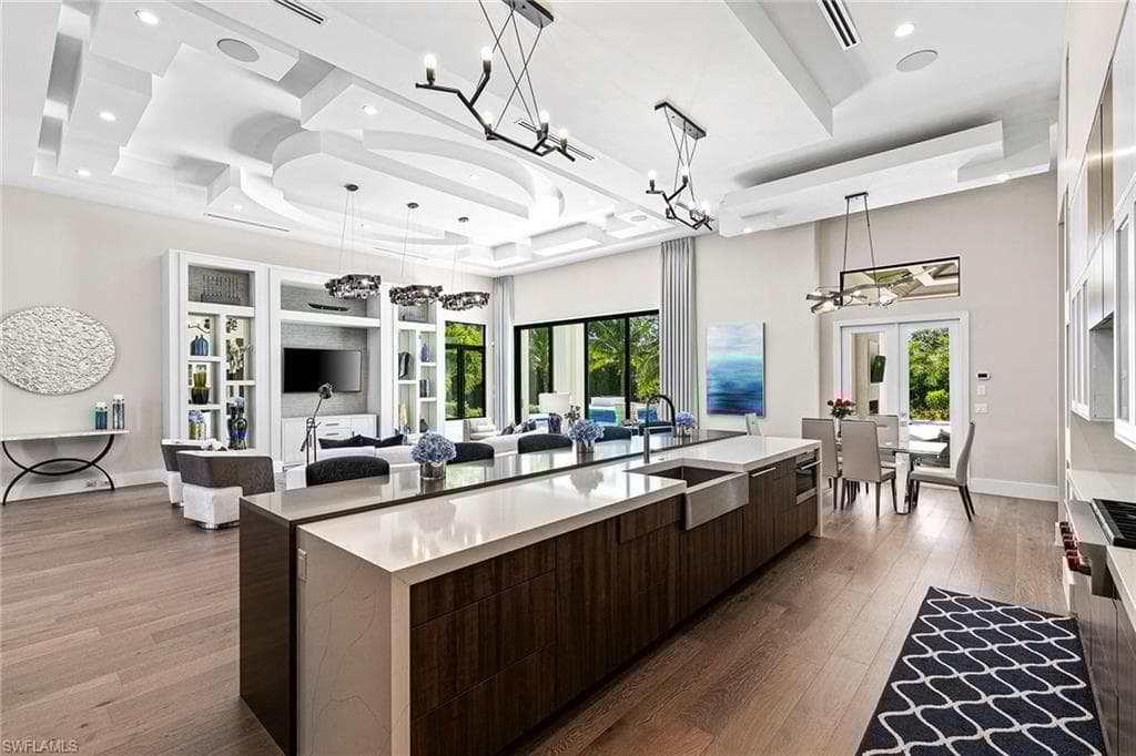 607 Myrtle Rd, Naples, FL 34108-13