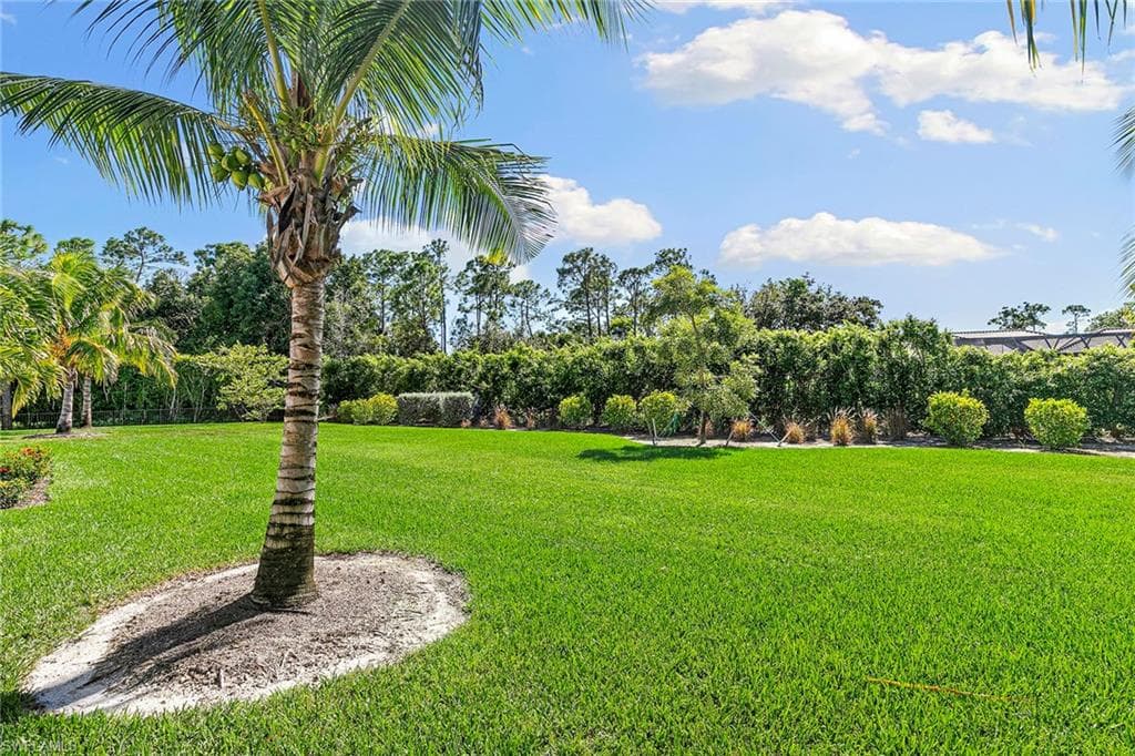607 Myrtle Rd, Naples, FL 34108-24