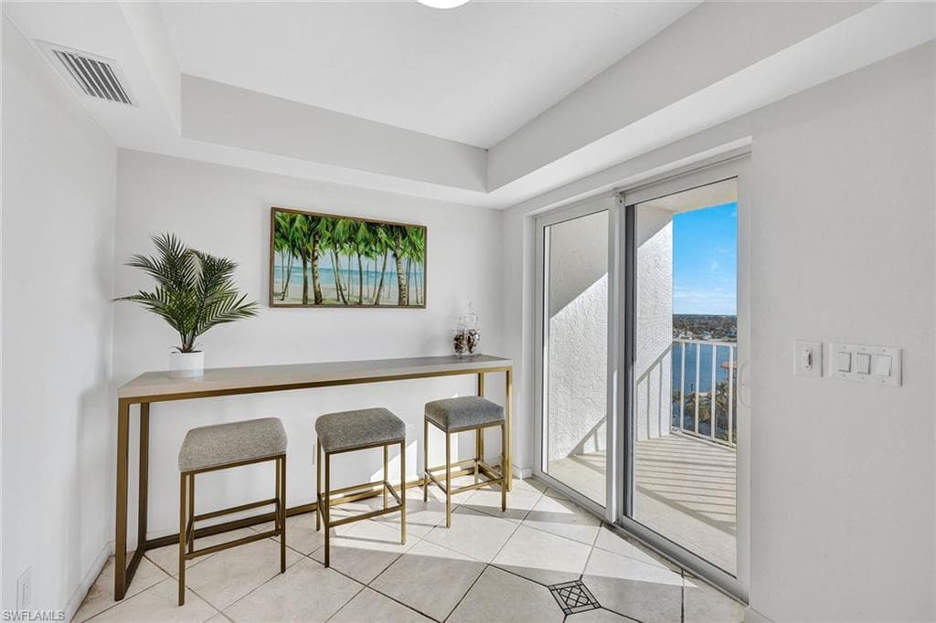 9051 Gulf Shore Dr 1001, Naples, FL 34108-15