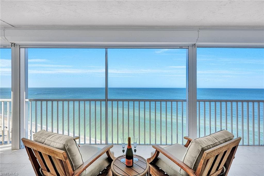 9051 Gulf Shore Dr 1001, Naples, FL 34108-30