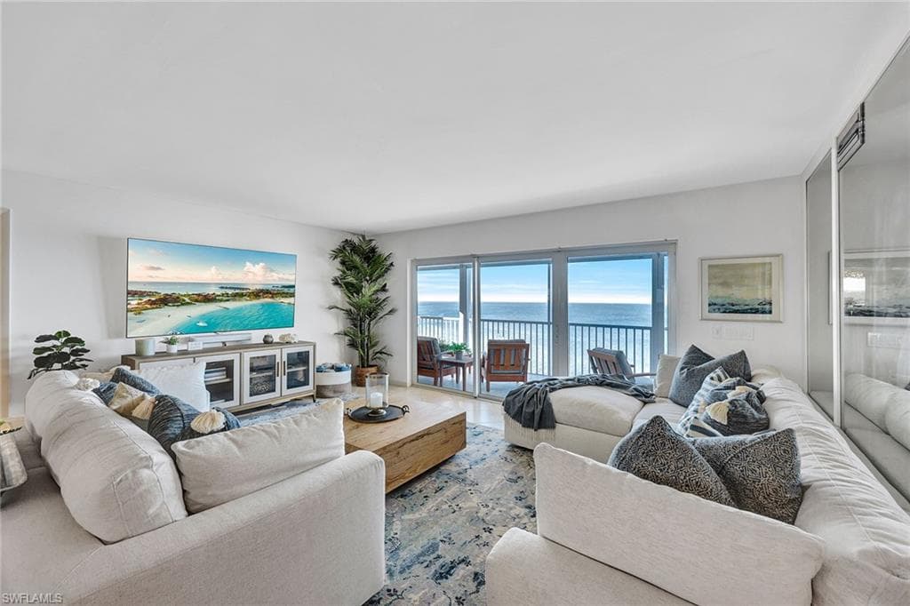 9051 Gulf Shore Dr 1001, Naples, FL 34108-4