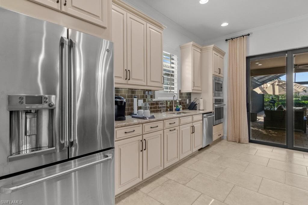 9235 Rialto Ln, Naples, FL 34119-11
