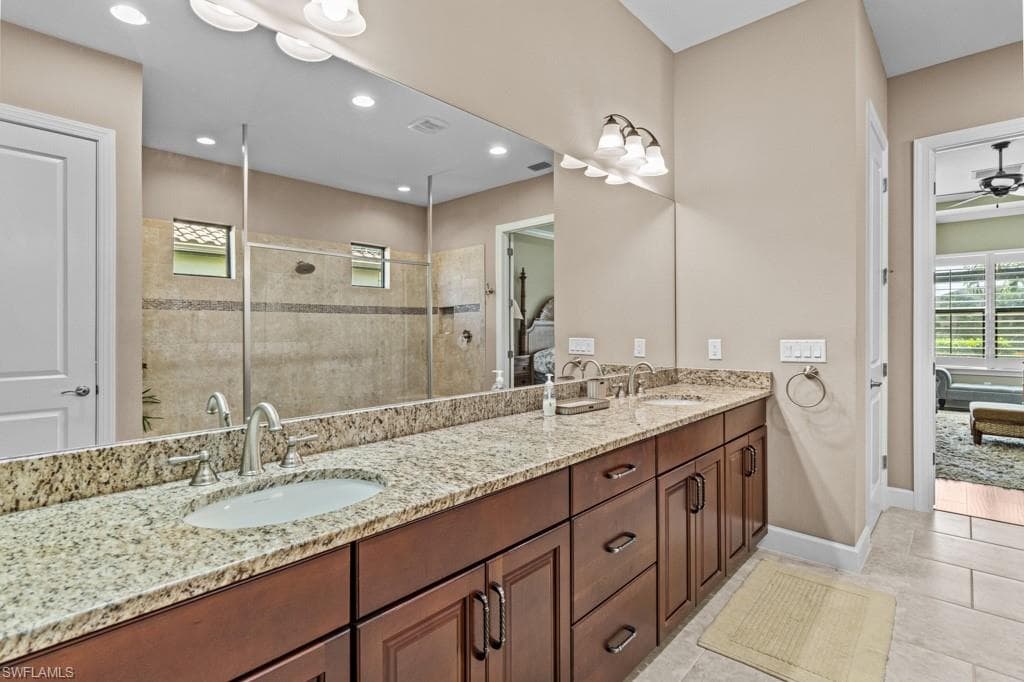 9235 Rialto Ln, Naples, FL 34119-20