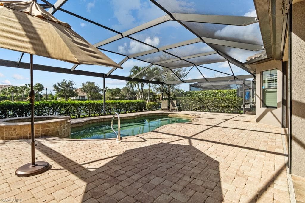 9235 Rialto Ln, Naples, FL 34119-44