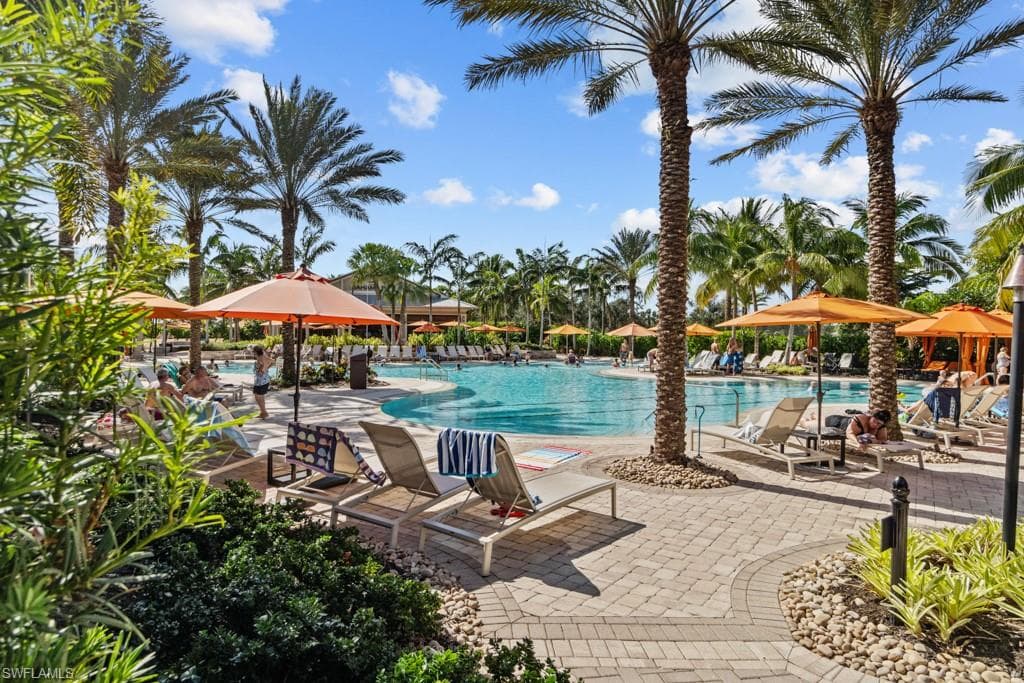 9235 Rialto Ln, Naples, FL 34119-48