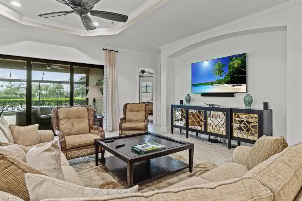 9235 Rialto Ln, Naples, FL 34119-6
