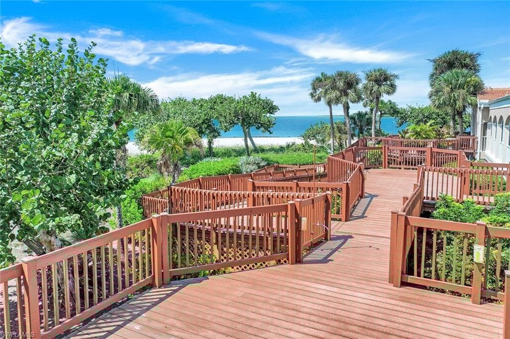 2000 Royal Marco Way Beach Cottage #11, Marco Island, FL 34145-35