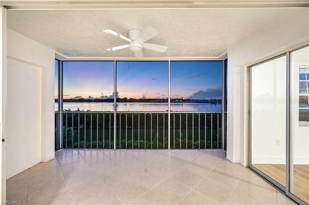 1120 Little Neck Ct E42, Naples, FL 34102-3
