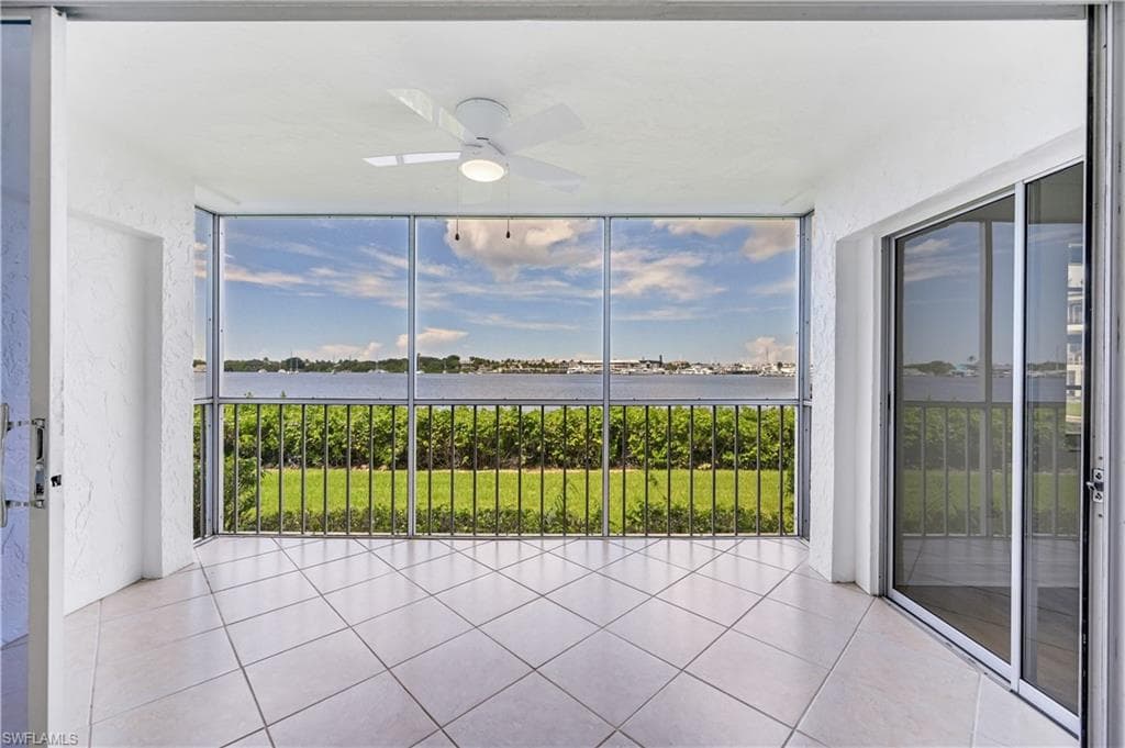 1120 Little Neck Ct E42, Naples, FL 34102-4