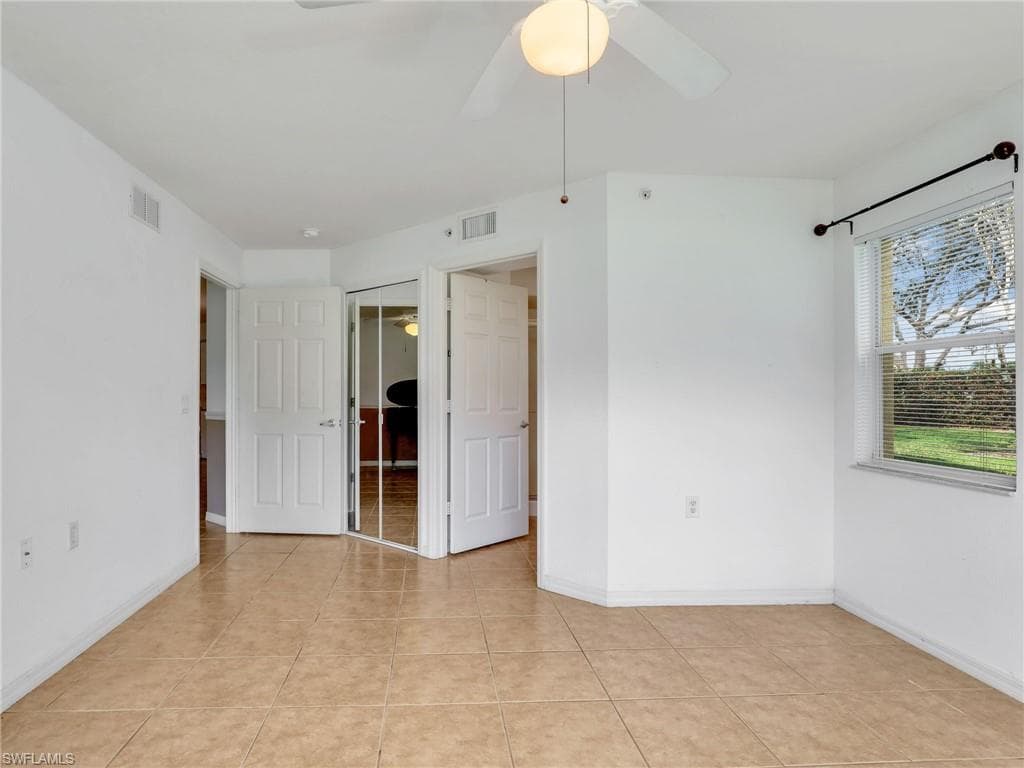 9700 Rosewood Pointe Ct 101, Bonita Springs, FL 34135-25