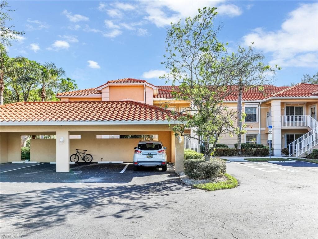 9700 Rosewood Pointe Ct 101, Bonita Springs, FL 34135-5