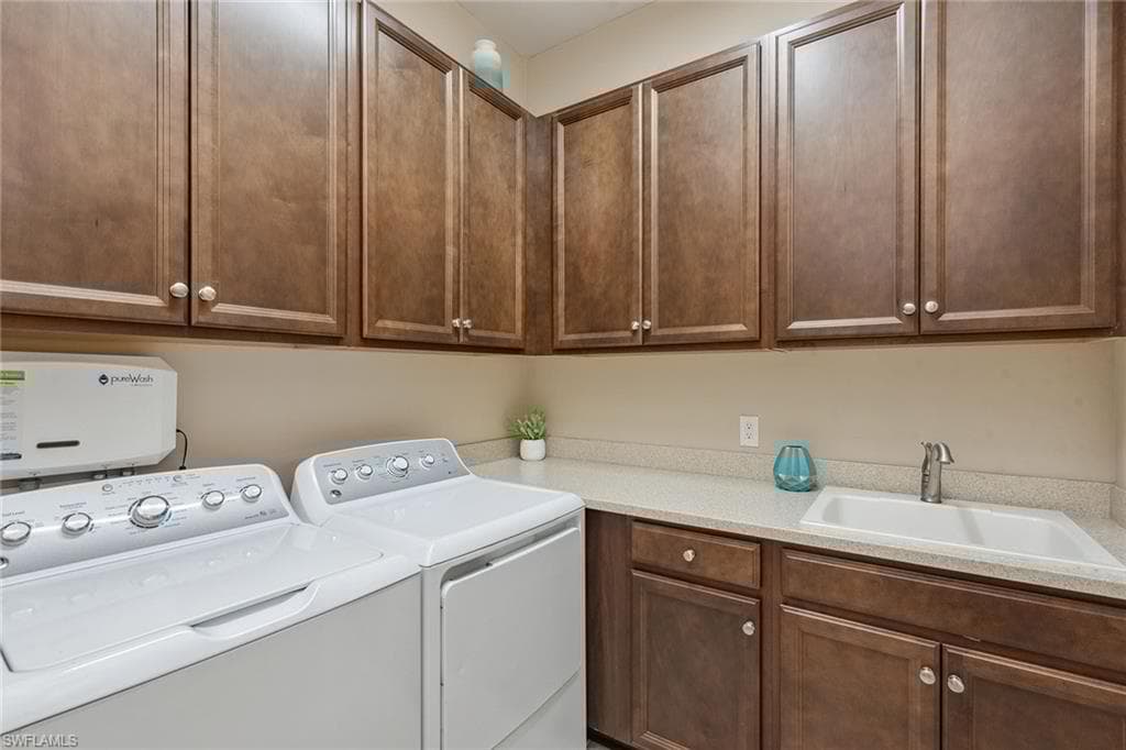 9539 Campanile Cir, Naples, FL 34114-25