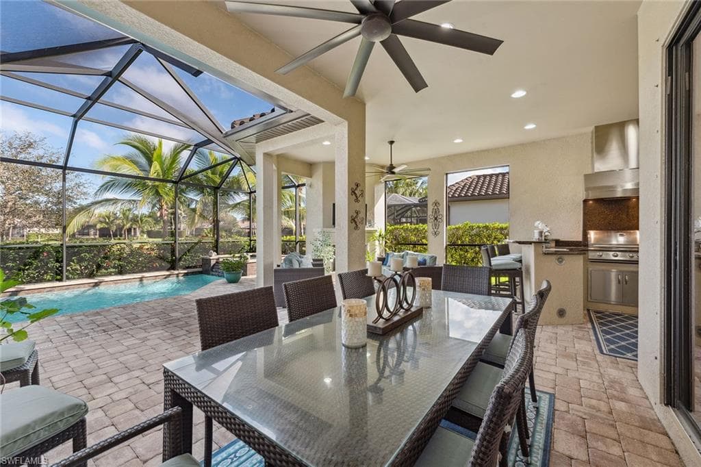 9539 Campanile Cir, Naples, FL 34114-27