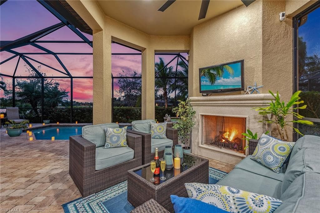 9539 Campanile Cir, Naples, FL 34114-29