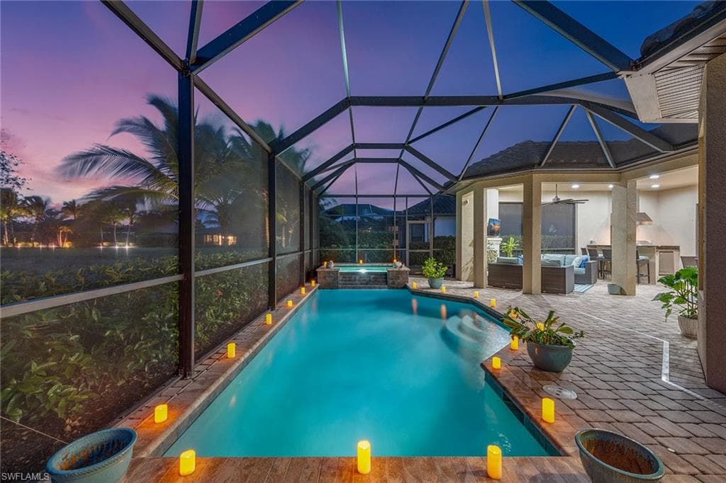 9539 Campanile Cir, Naples, FL 34114-31