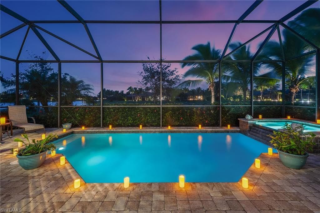9539 Campanile Cir, Naples, FL 34114-3