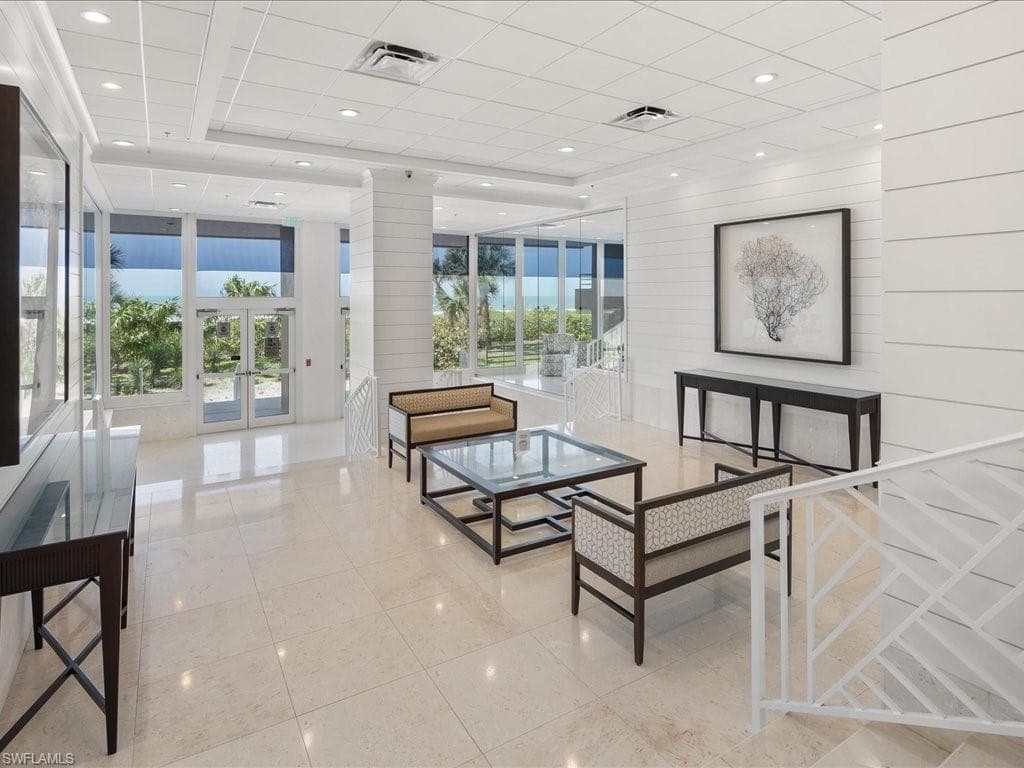 780 Collier Blvd 207, Marco Island, FL 34145-33