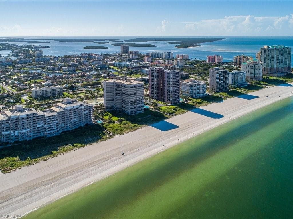 780 Collier Blvd 207, Marco Island, FL 34145-40