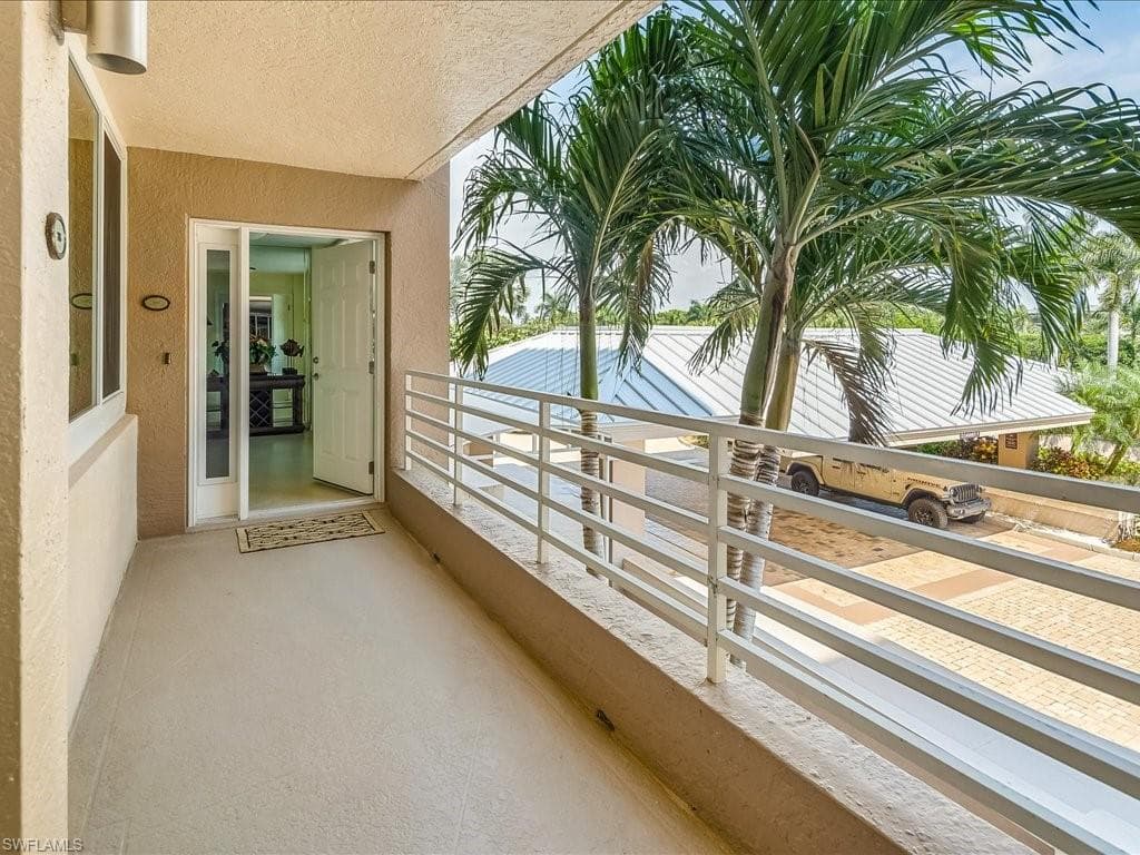 780 Collier Blvd 207, Marco Island, FL 34145-4