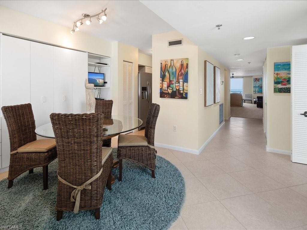780 Collier Blvd 207, Marco Island, FL 34145-7