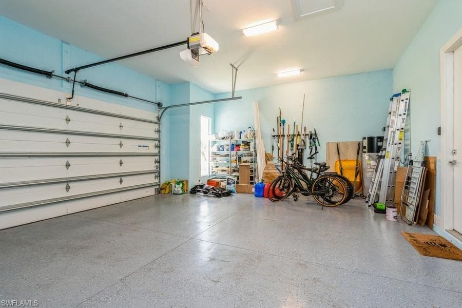 1000 NW 37th Pl, Cape Coral, FL 33993-16