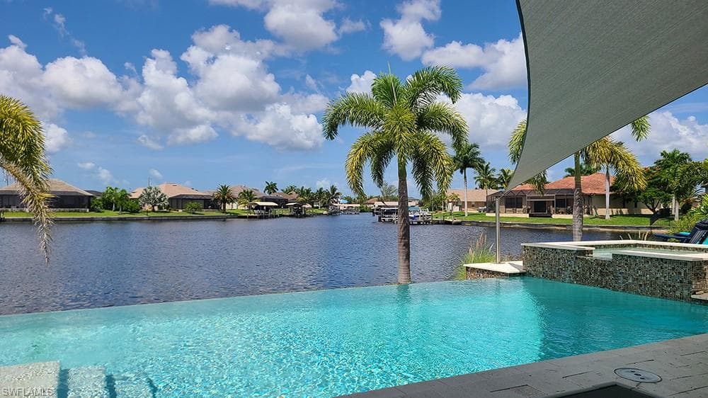1000 NW 37th Pl, Cape Coral, FL 33993-40