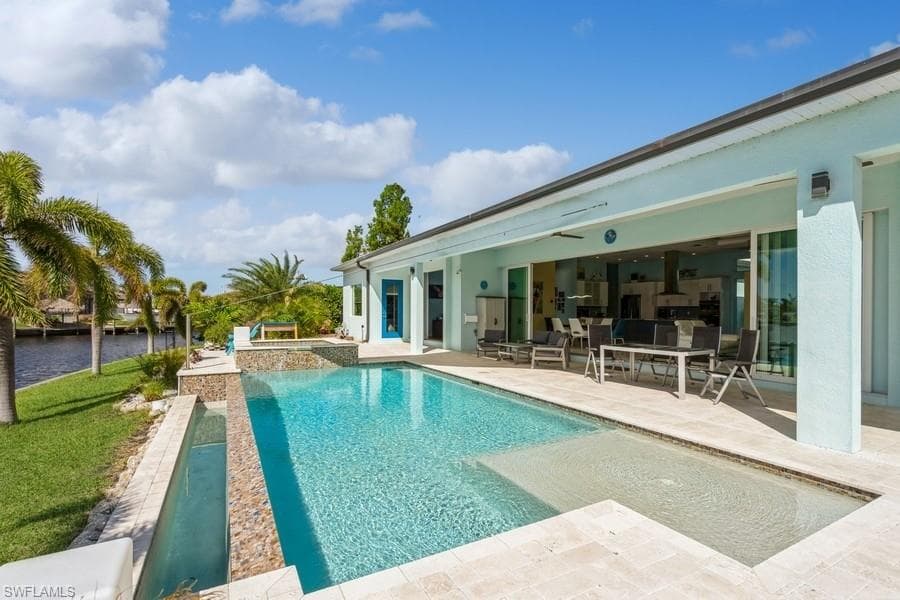 1000 NW 37th Pl, Cape Coral, FL 33993-6