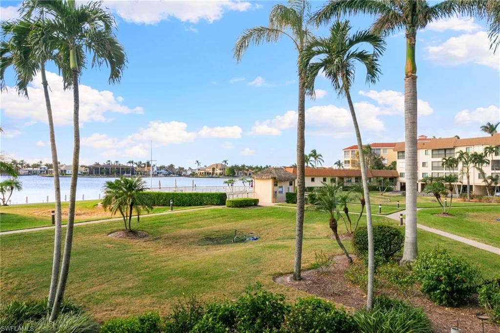 730 Elkcam Cir 205, Marco Island, FL 34145-10