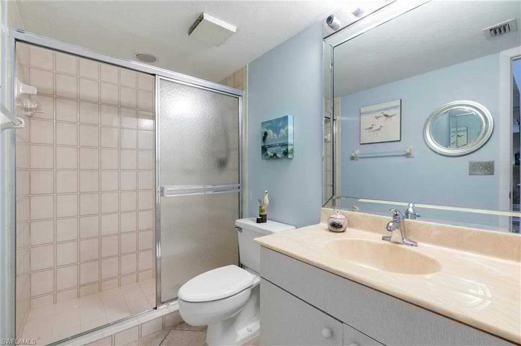 730 Elkcam Cir 205, Marco Island, FL 34145-20
