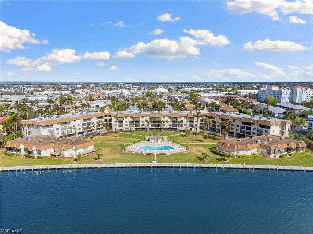730 Elkcam Cir 205, Marco Island, FL 34145-28