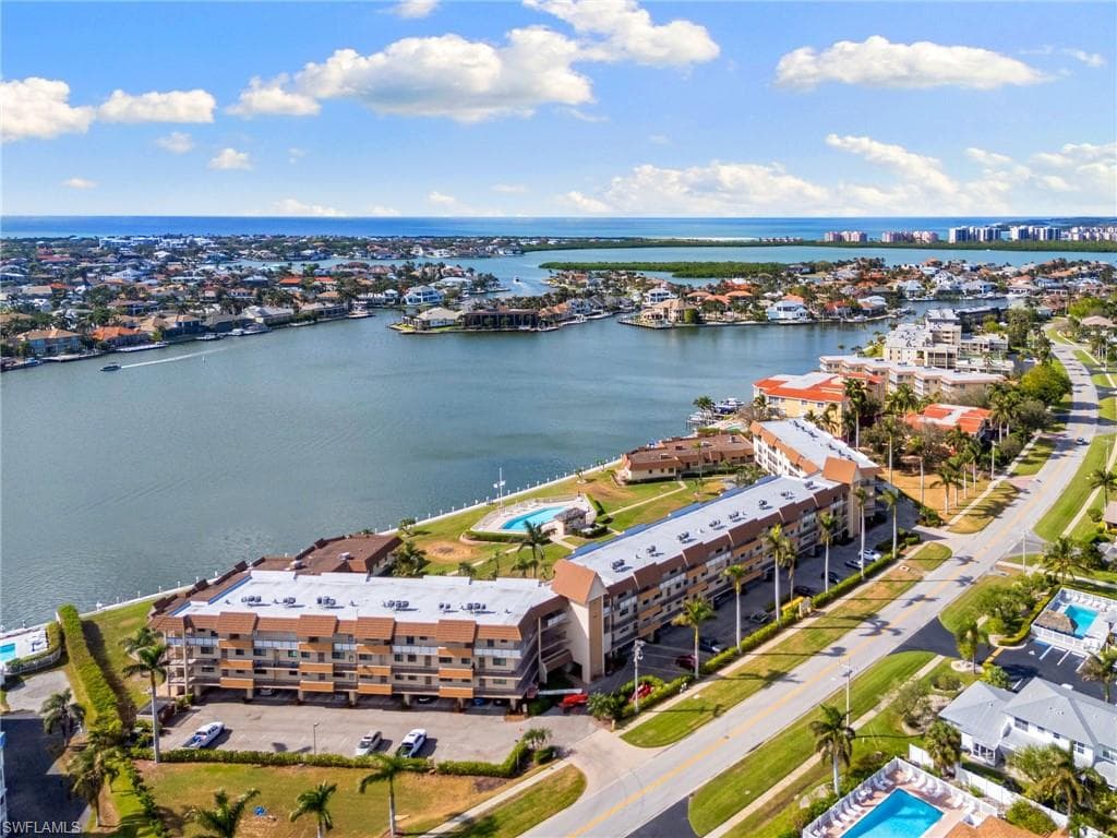 730 Elkcam Cir 205, Marco Island, FL 34145-31