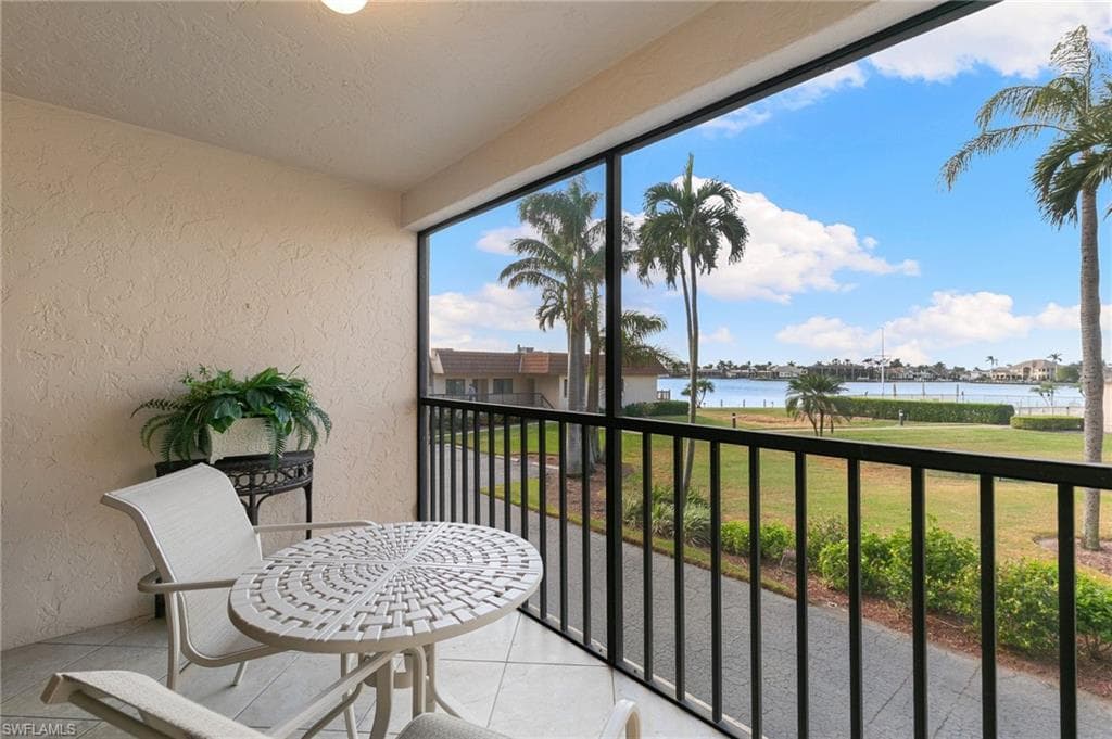 730 Elkcam Cir 205, Marco Island, FL 34145-6