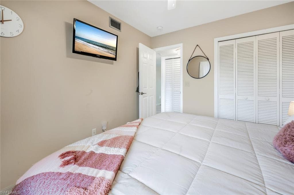 7300 Saint Ives Way 5208, Naples, FL 34104-24