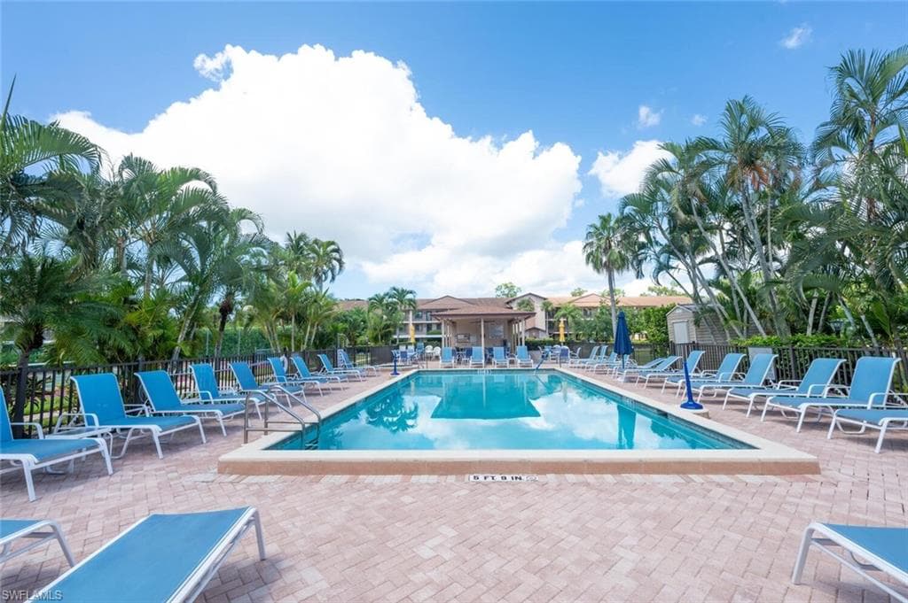 7300 Saint Ives Way 5208, Naples, FL 34104-29