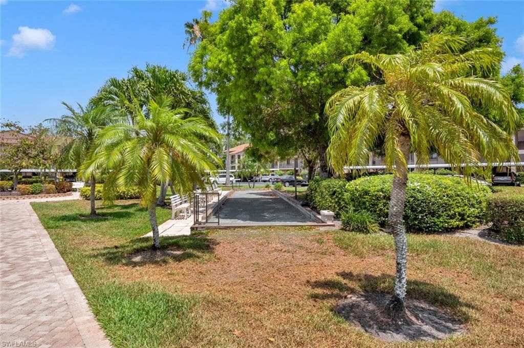 7300 Saint Ives Way 5208, Naples, FL 34104-38