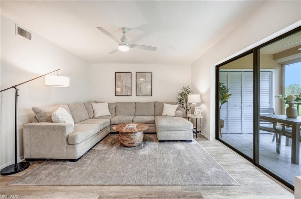 7300 Saint Ives Way 5208, Naples, FL 34104-6