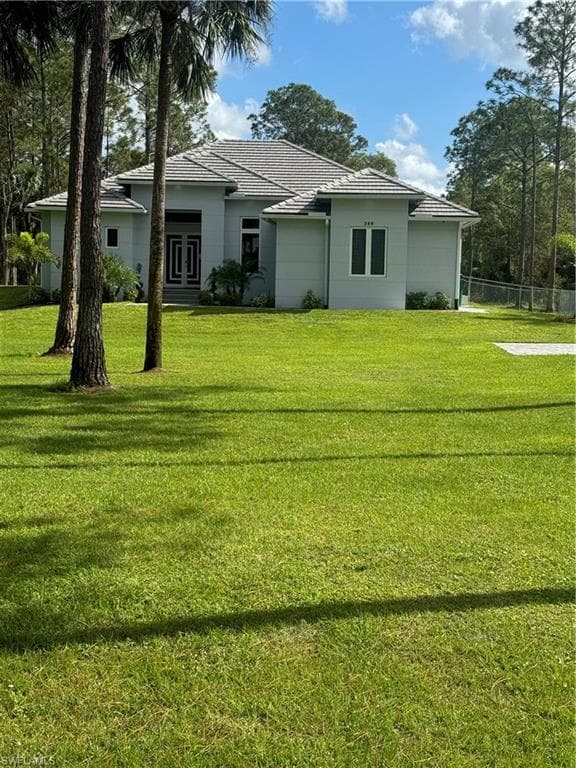 544 31st St SW, Naples, FL 34117-2