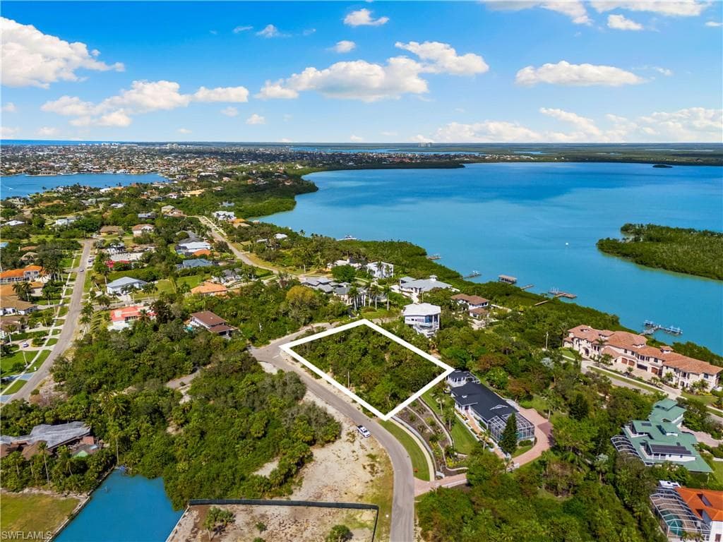 1130 Caxambas Dr, Marco Island, FL 34145-9