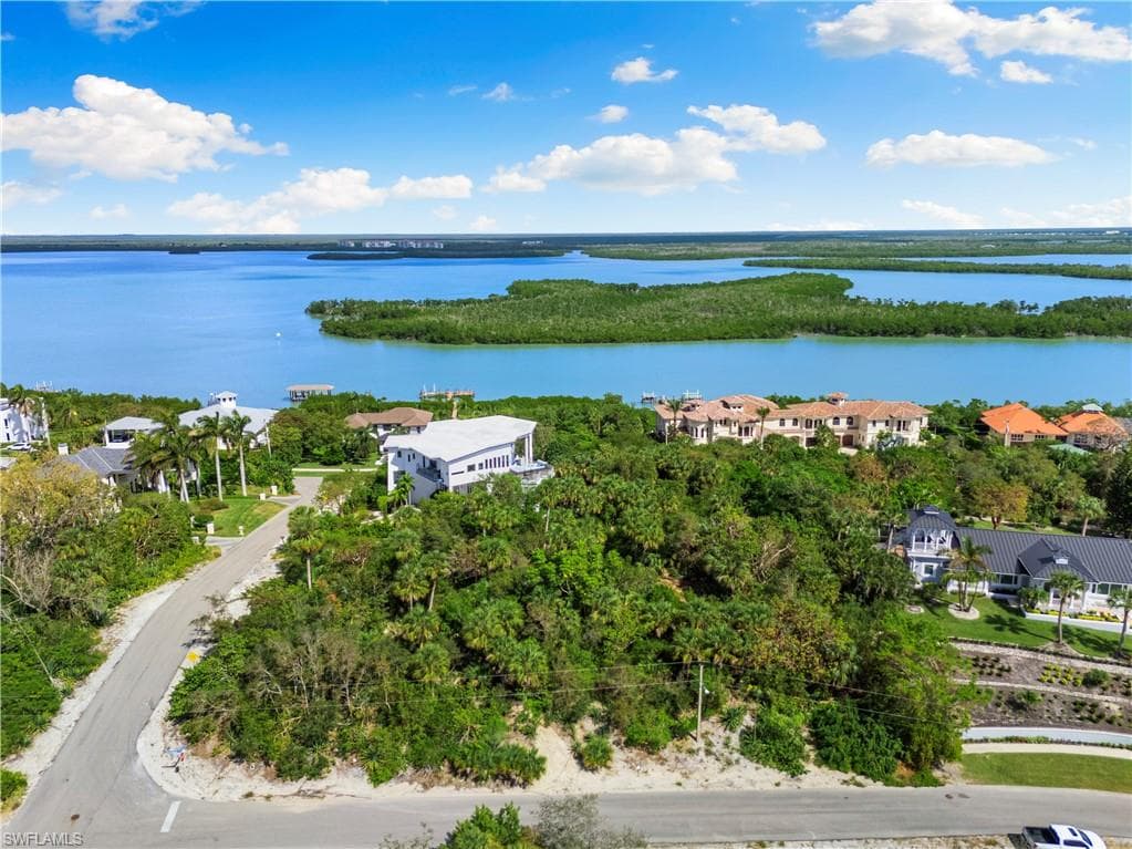 1130 Caxambas Dr, Marco Island, FL 34145-16