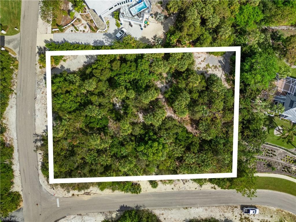 1130 Caxambas Dr, Marco Island, FL 34145-3