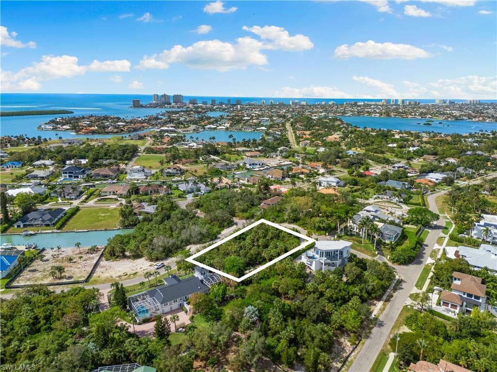 1130 Caxambas Dr, Marco Island, FL 34145-4