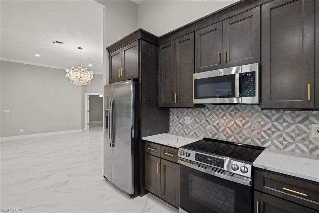 7501 San Miguel Way, Naples, FL 34109-4