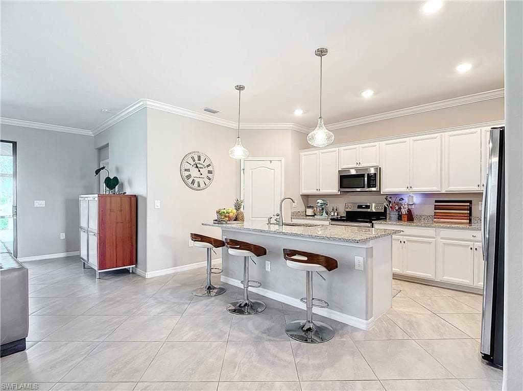 19758 The Place Blvd, Estero, FL 33928-8