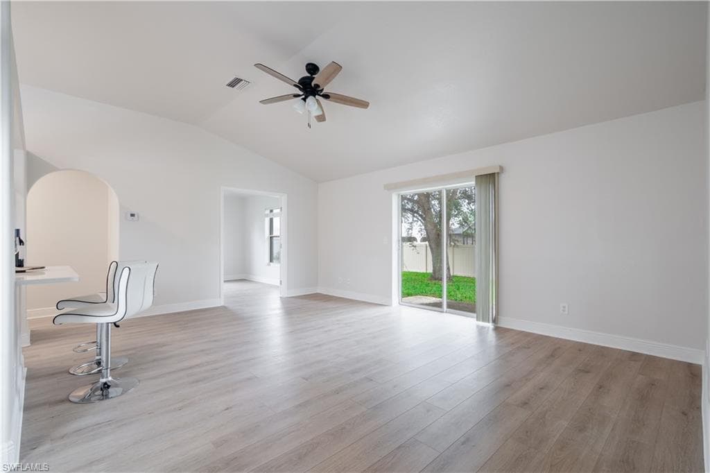 102 39th Ter, Cape Coral, FL 33904-30