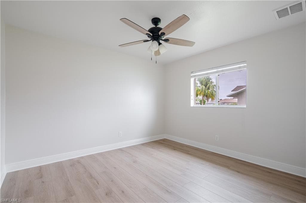 102 39th Ter, Cape Coral, FL 33904-36