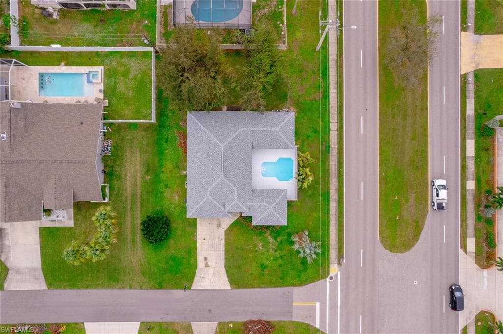 102 39th Ter, Cape Coral, FL 33904-49